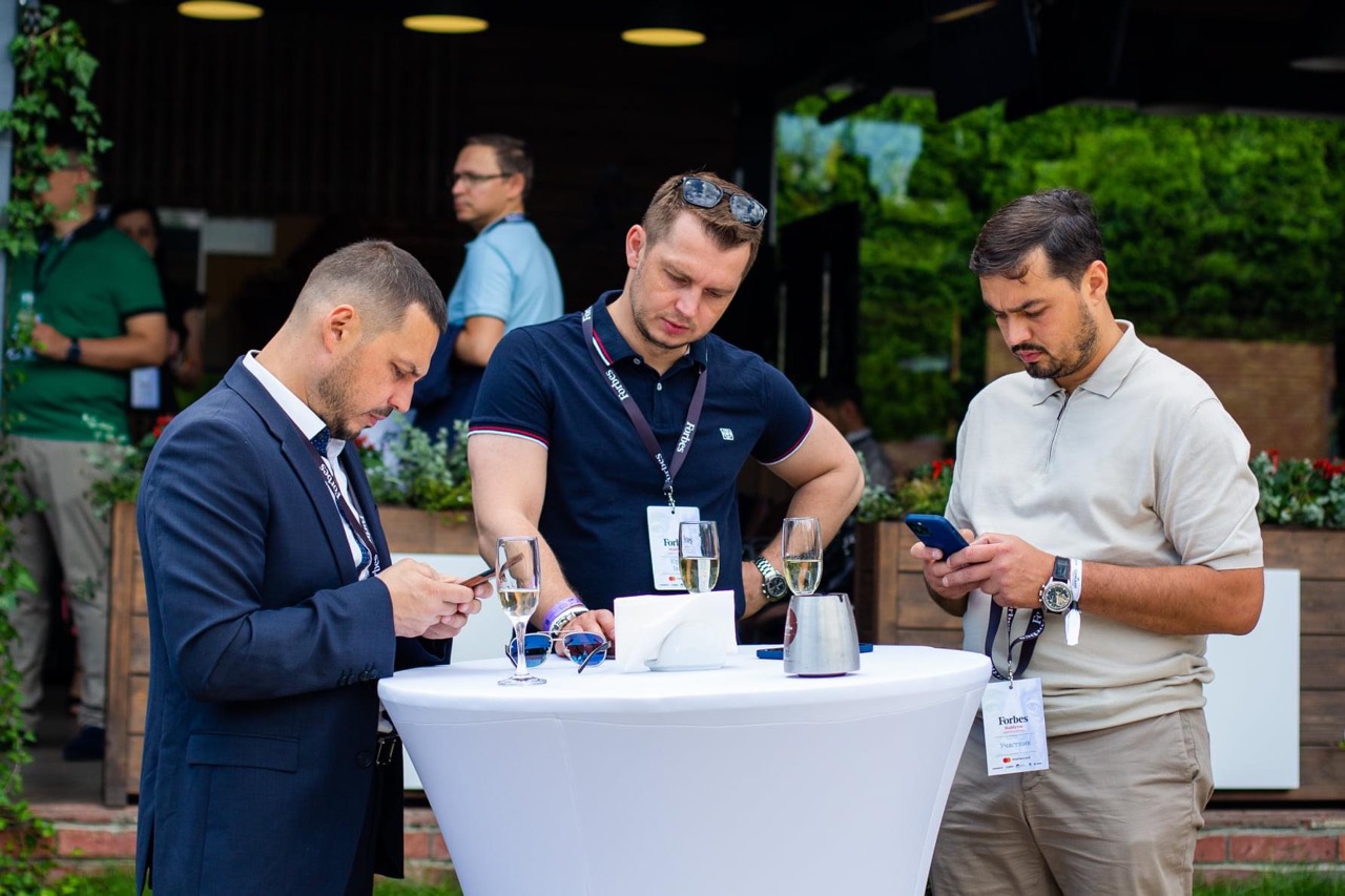 &quot;Бек-офіс&quot; УЗ. Хто неформально управляє держкомпанією